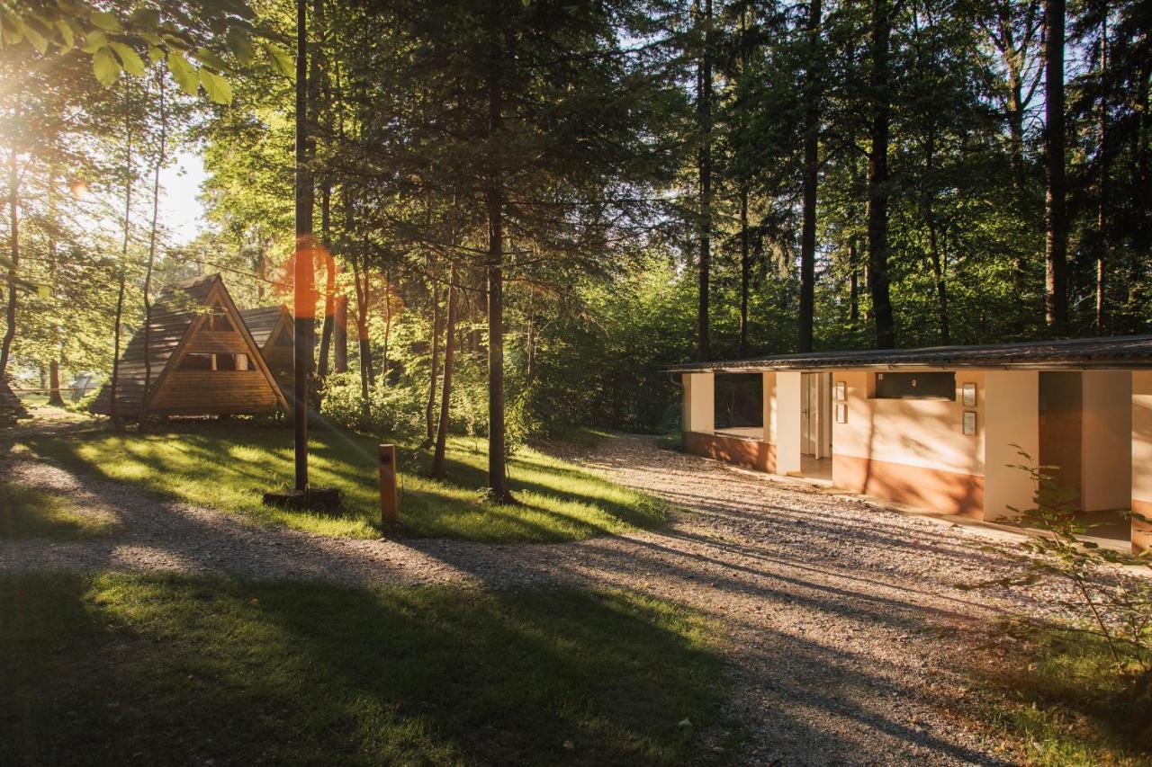 Forest Camping Mozirje Exteriör bild